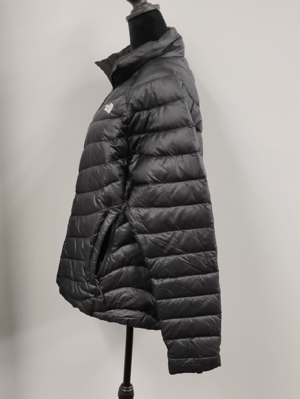 The North Face Women's Black Chevron Quilted Puffer Jacket, Sz L - Picture 6 of 9